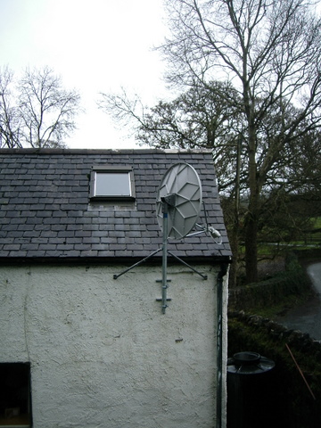 Sat Dish 1.JPG